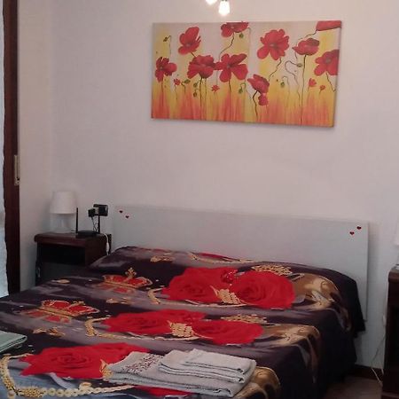 Casa Angela Parma Lägenhet Exteriör bild